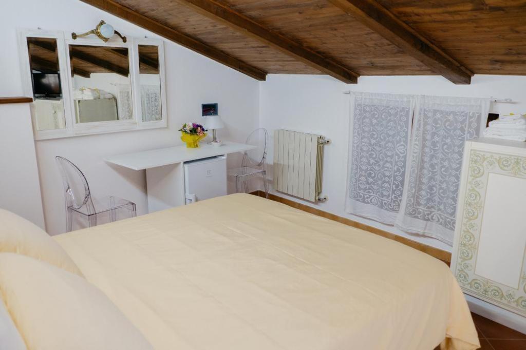 B&B Gep & Lela Caselle in Pittari Bagian luar foto